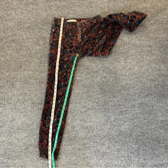 Antropologie Pilcro Pant Women 26
Rust Tribal Corduroy Hi Rise Skinny
Button Fly - Picture 7 of 7